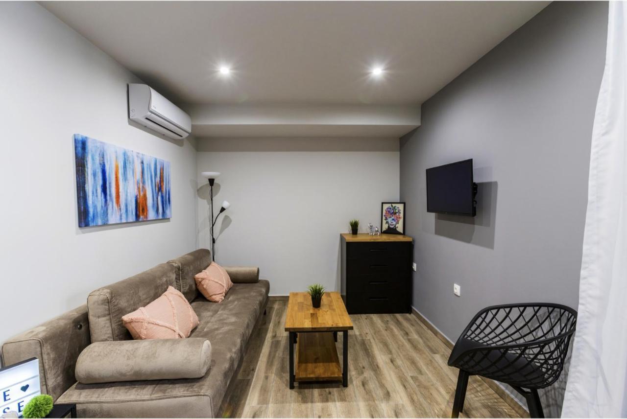 Raise Averof Serviced Apartments Athens Exterior photo